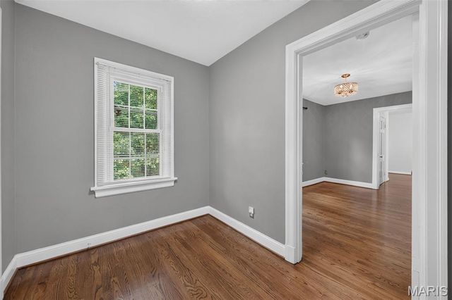35 Wildwood Lane, Kirkwood, MO 63122