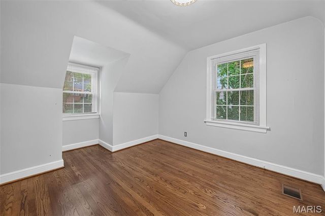 35 Wildwood Lane, Kirkwood, MO 63122