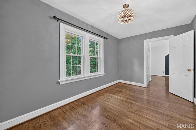 35 Wildwood Lane, Kirkwood, MO 63122