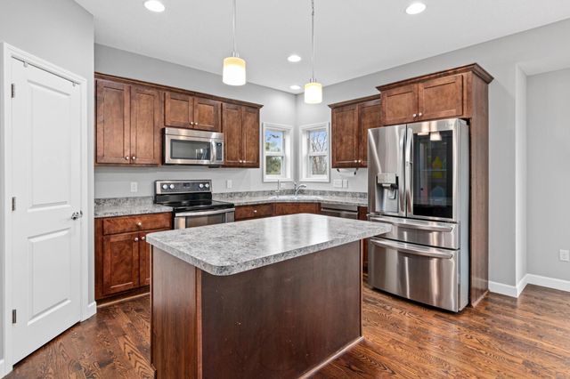 6434 Tessman Terrace N, Brooklyn Park, MN 55445