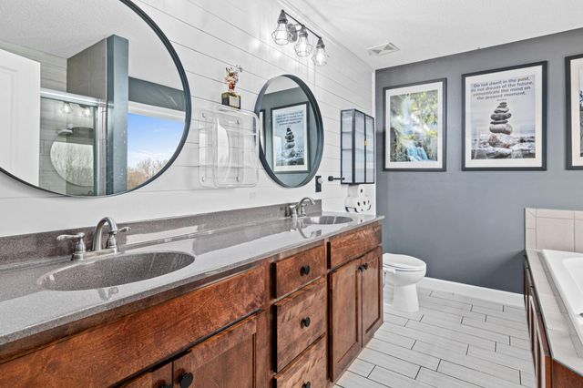 6434 Tessman Terrace N, Brooklyn Park, MN 55445