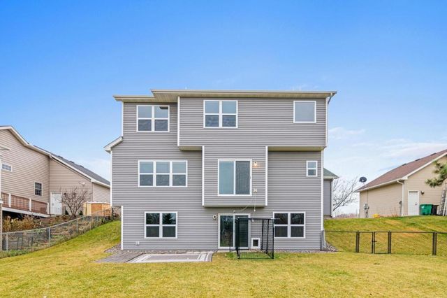 6434 Tessman Terrace N, Brooklyn Park, MN 55445