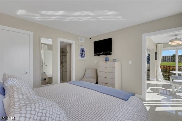 9 High Point CIR N 101, Naples, FL 34103