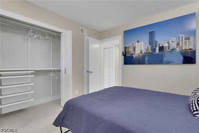 9 High Point CIR N 101, Naples, FL 34103
