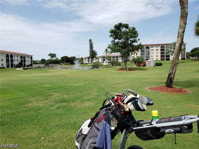 9 High Point CIR N 101, Naples, FL 34103