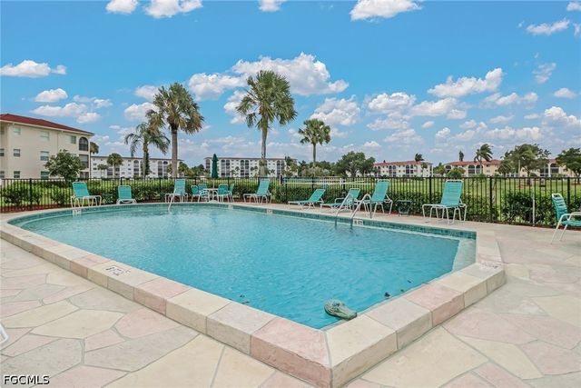 9 High Point CIR N 101, Naples, FL 34103