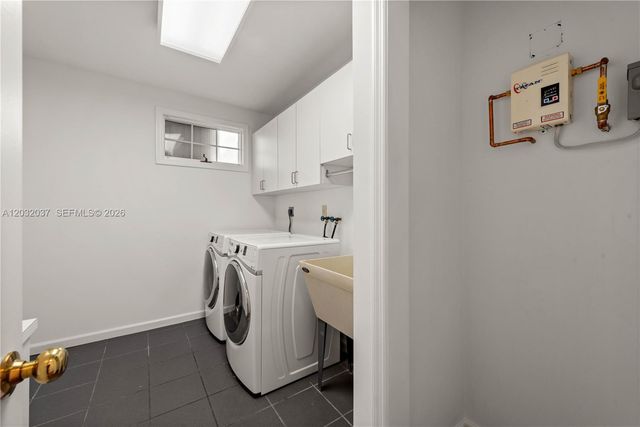 440 SW 29th Rd, Miami, FL 33129
