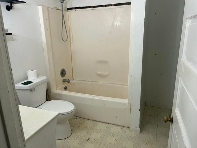 432 S Lincoln Street, Portland, MI 48875