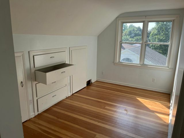 432 S Lincoln Street, Portland, MI 48875