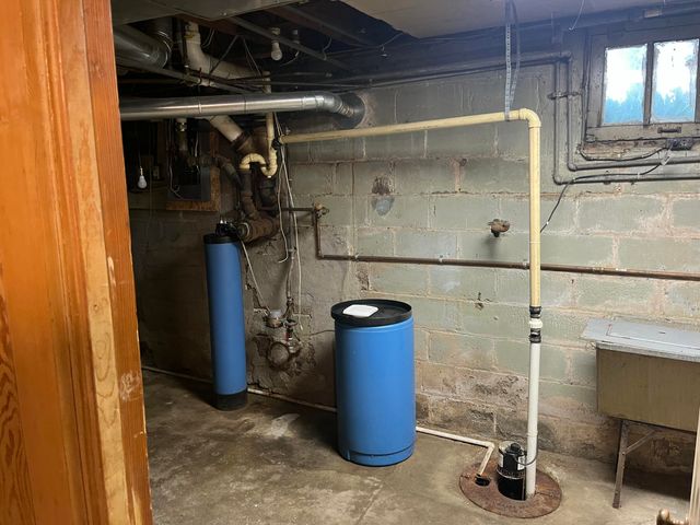 432 S Lincoln Street, Portland, MI 48875