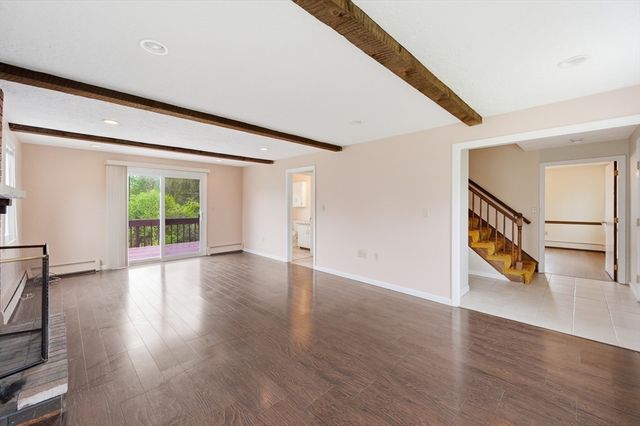 319 Whipple Rd, Tewksbury, MA 01876