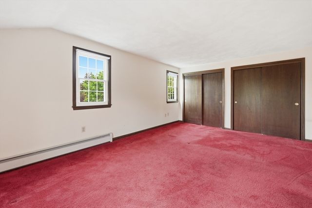 319 Whipple Rd, Tewksbury, MA 01876