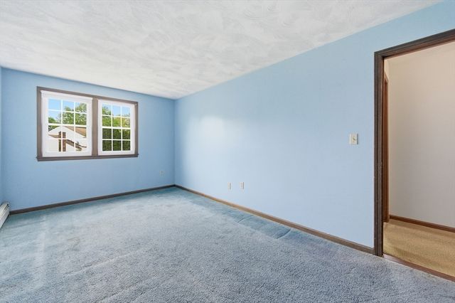 319 Whipple Rd, Tewksbury, MA 01876