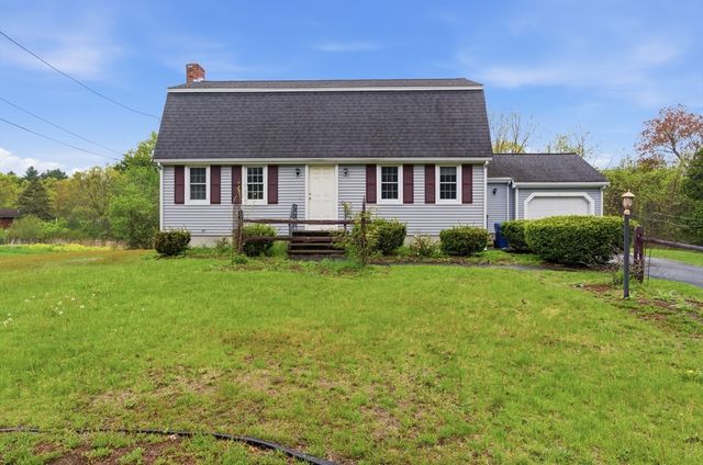 319 Whipple Rd, Tewksbury, MA 01876