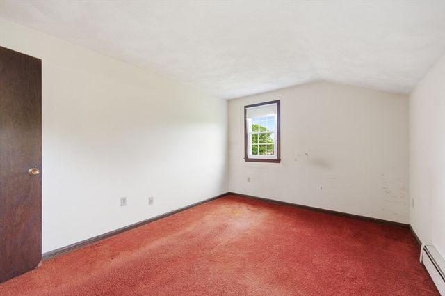 319 Whipple Rd, Tewksbury, MA 01876