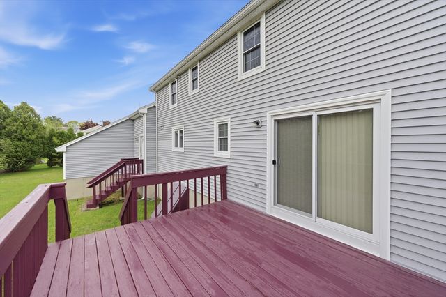 319 Whipple Rd, Tewksbury, MA 01876