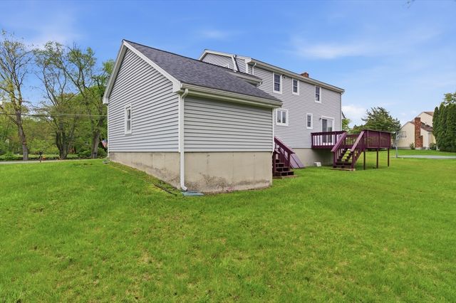 319 Whipple Rd, Tewksbury, MA 01876