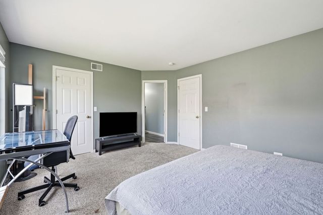 1874 Fredericksburg Lane, Aurora, IL 60503
