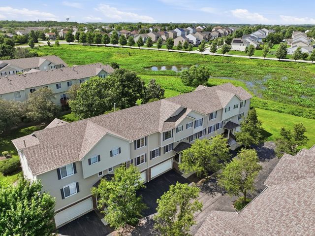 1874 Fredericksburg Lane, Aurora, IL 60503