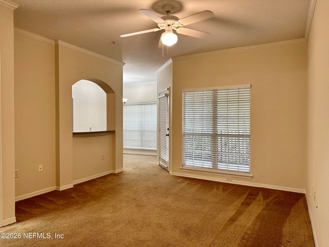 7800 POINT MEADOWS Drive 813, Jacksonville, FL 32256