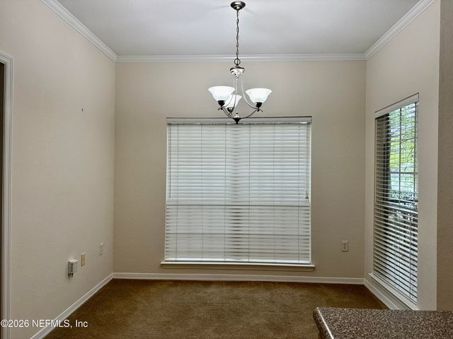 7800 POINT MEADOWS Drive 813, Jacksonville, FL 32256