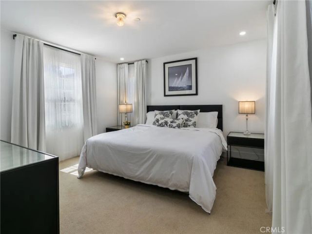 70 Clouds, Irvine, CA 92603
