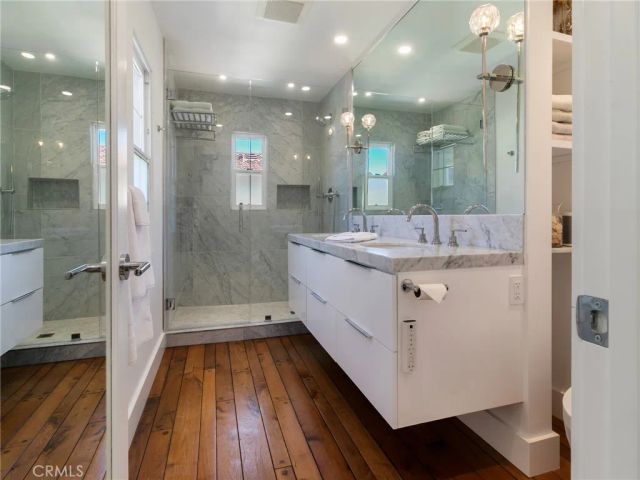 70 Clouds, Irvine, CA 92603