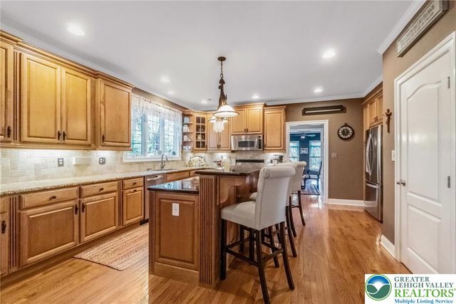 60 Melchor Drive, Williams Twp, PA 18042