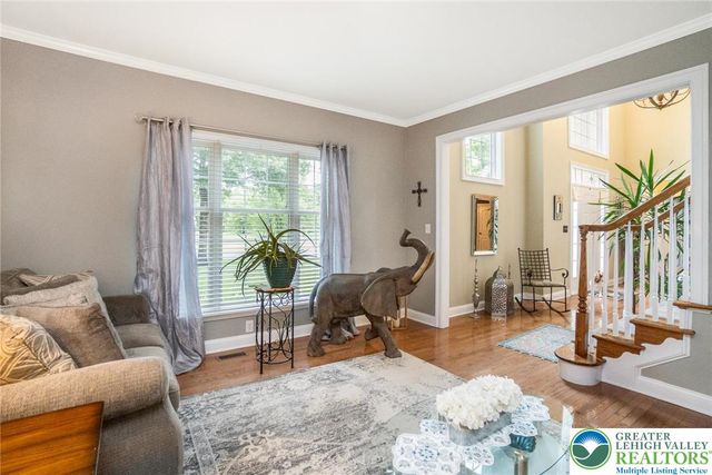 60 Melchor Drive, Williams Twp, PA 18042