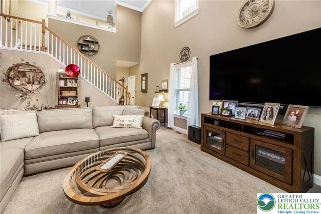 60 Melchor Drive, Williams Twp, PA 18042