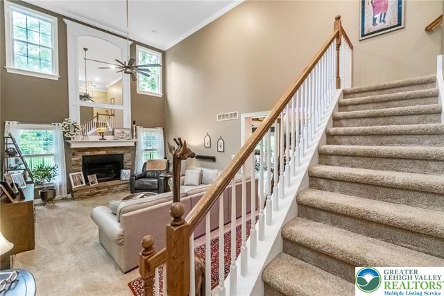 60 Melchor Drive, Williams Twp, PA 18042