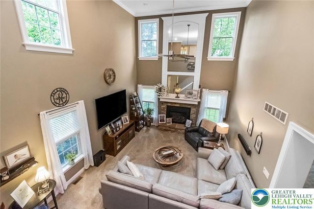 60 Melchor Drive, Williams Twp, PA 18042