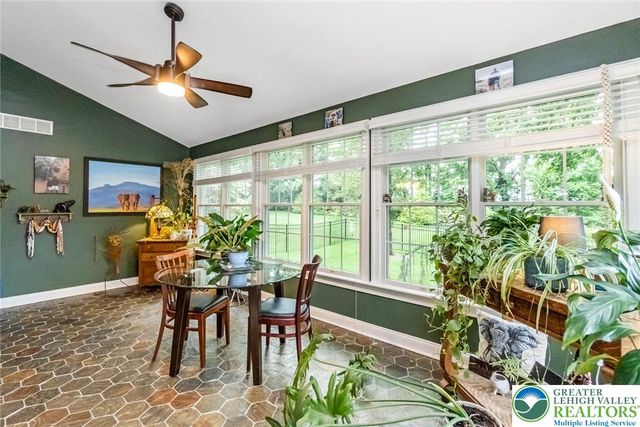 60 Melchor Drive, Williams Twp, PA 18042