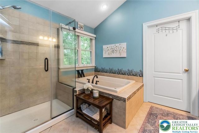 60 Melchor Drive, Williams Twp, PA 18042