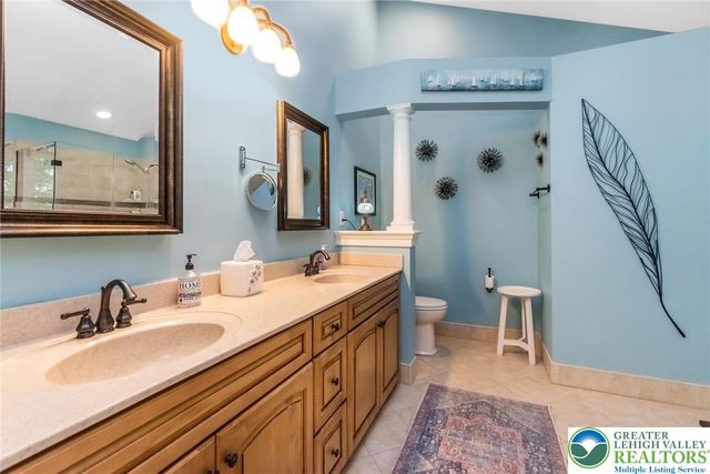 60 Melchor Drive, Williams Twp, PA 18042