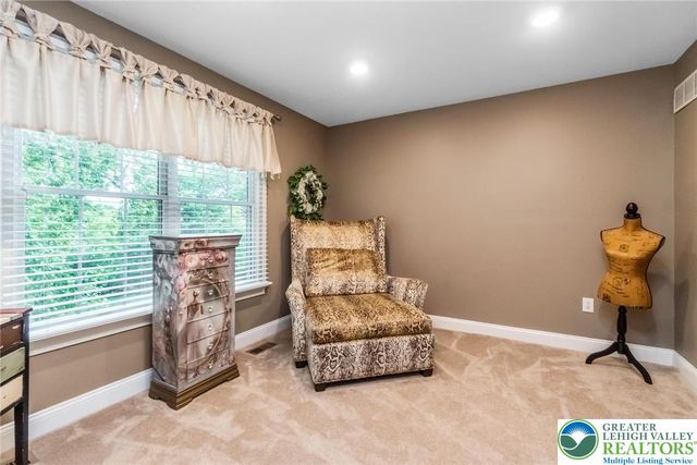 60 Melchor Drive, Williams Twp, PA 18042