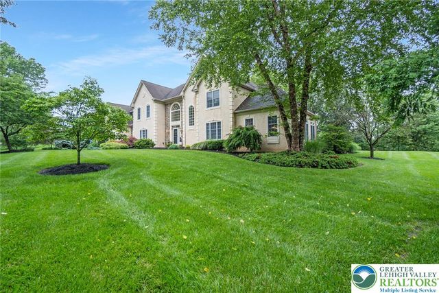 60 Melchor Drive, Williams Twp, PA 18042