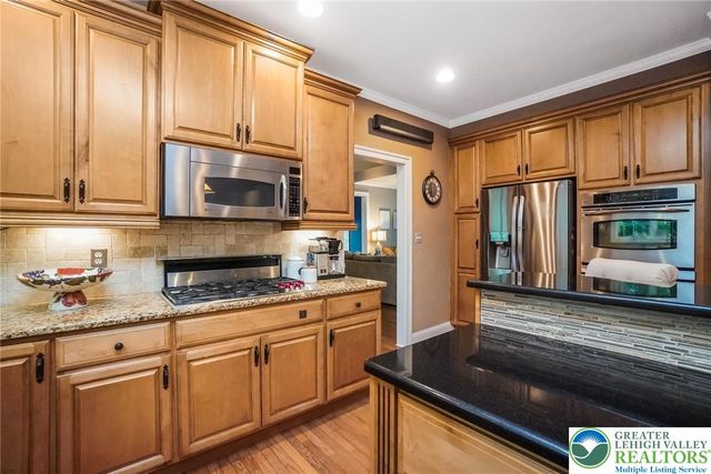 60 Melchor Drive, Williams Twp, PA 18042