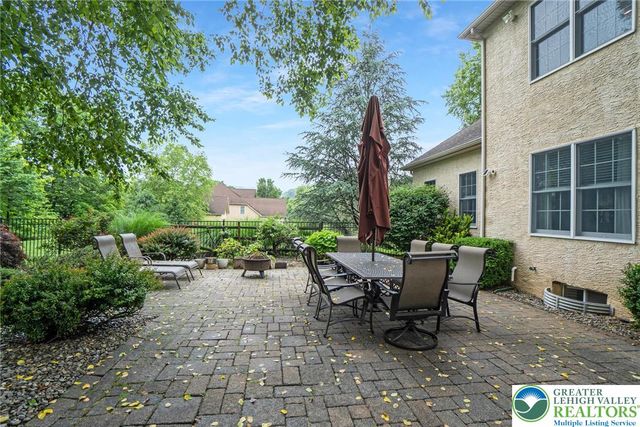 60 Melchor Drive, Williams Twp, PA 18042