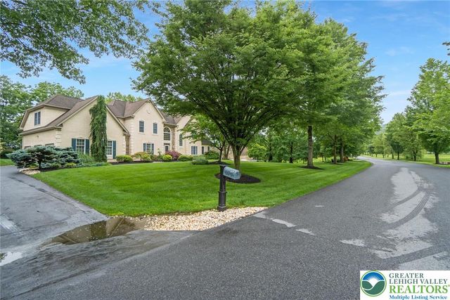 60 Melchor Drive, Williams Twp, PA 18042