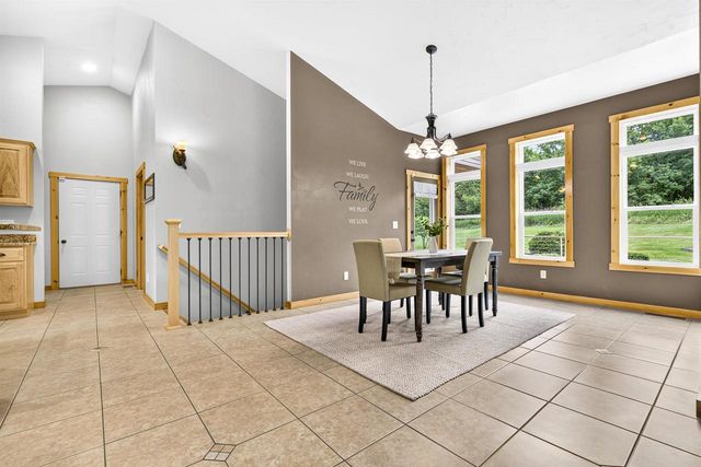 4305 STONEY RIDGE TRAIL, Oshkosh, WI 54904