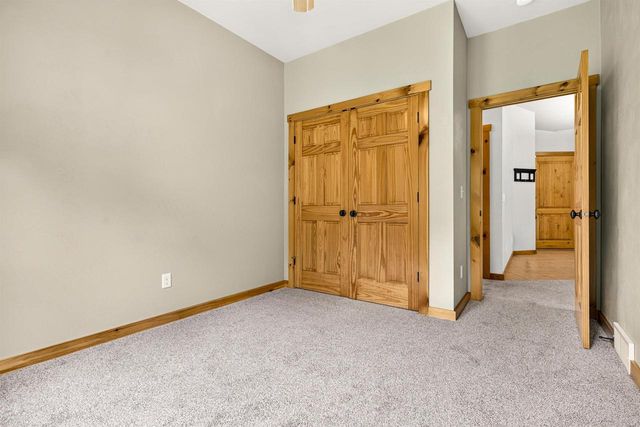 4305 STONEY RIDGE TRAIL, Oshkosh, WI 54904