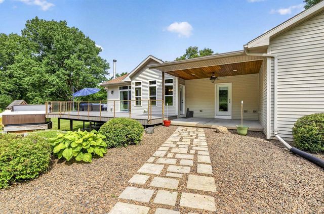 4305 STONEY RIDGE TRAIL, Oshkosh, WI 54904