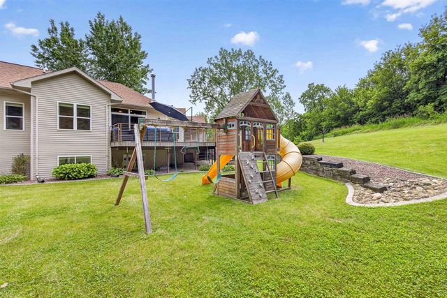 4305 STONEY RIDGE TRAIL, Oshkosh, WI 54904