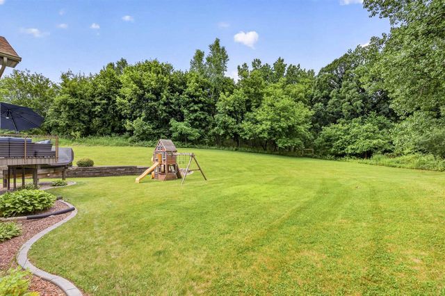 4305 STONEY RIDGE TRAIL, Oshkosh, WI 54904