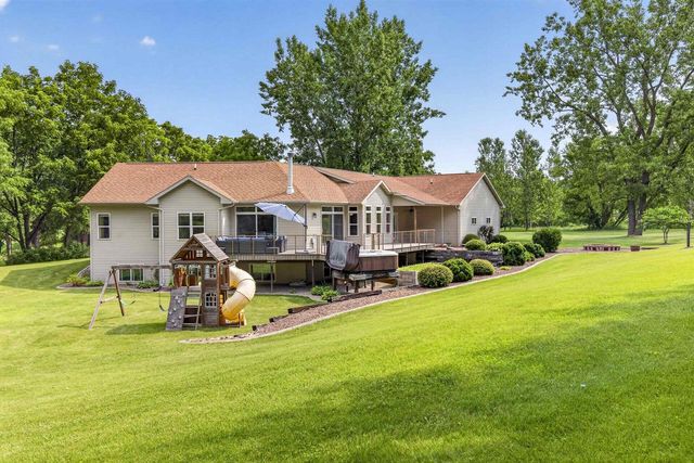 4305 STONEY RIDGE TRAIL, Oshkosh, WI 54904