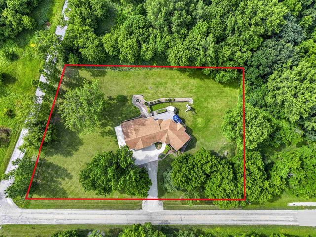 4305 STONEY RIDGE TRAIL, Oshkosh, WI 54904