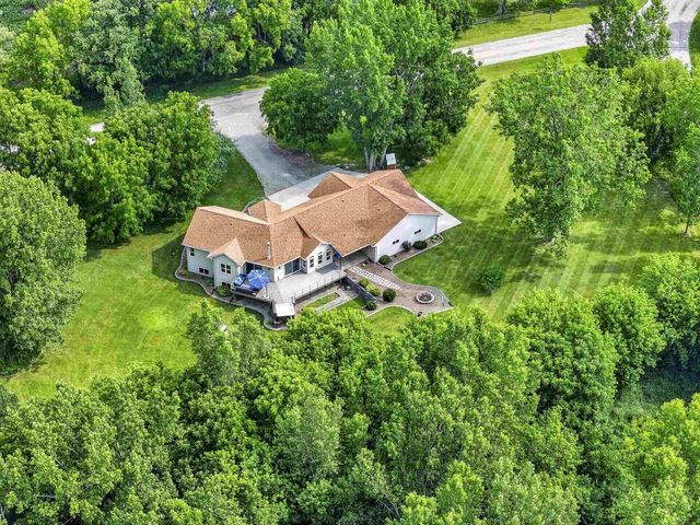 4305 STONEY RIDGE TRAIL, Oshkosh, WI 54904
