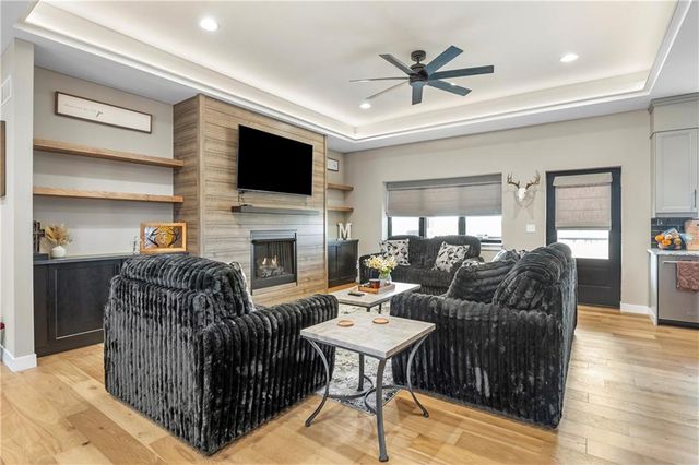 284 SW 1311 Road, Holden, MO 64040