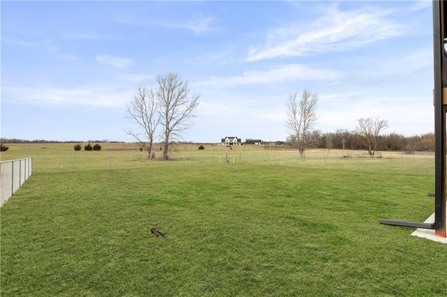 284 SW 1311 Road, Holden, MO 64040